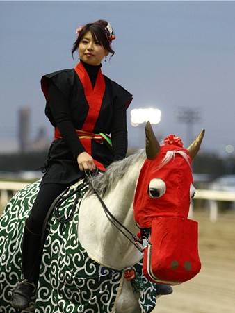 川崎競馬の誘導馬０１月開催　獅子舞　鉄火巻Ｖｅｒ-120101-11