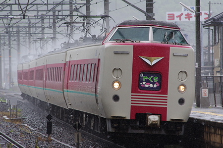 381系やくも