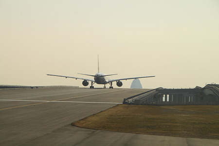 026　１つ前に飛び立つ飛行機