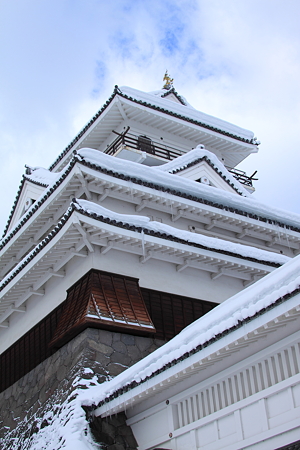 雪帽子の上山城