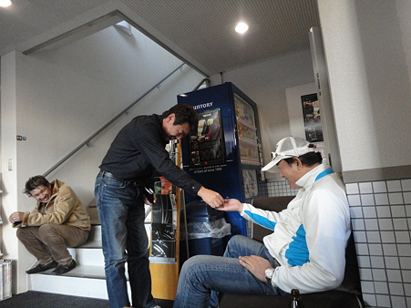2011_12180017