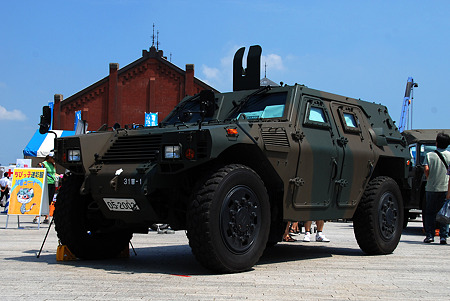 自衛隊の装甲車