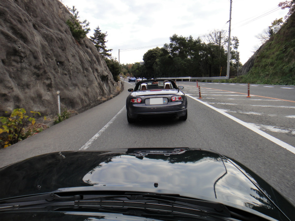岡山国際サーキットまで隊列で走行