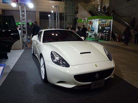 TOKYO AUTO SALON 2012 FERRARI California